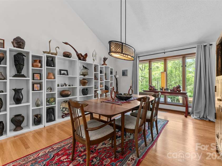 207 Kingfisher Road, Brevard, NC 28712.  MLS# CAR4253015, YatesRealty ID 10831. 