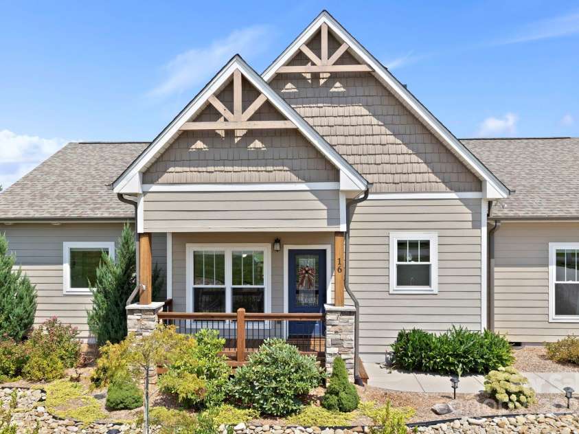 16 Enchanted Oak Lane, Alexander, NC 28701.  MLS# CAR4285091, YatesRealty ID 10833. 16 Enchanted Oak Lane