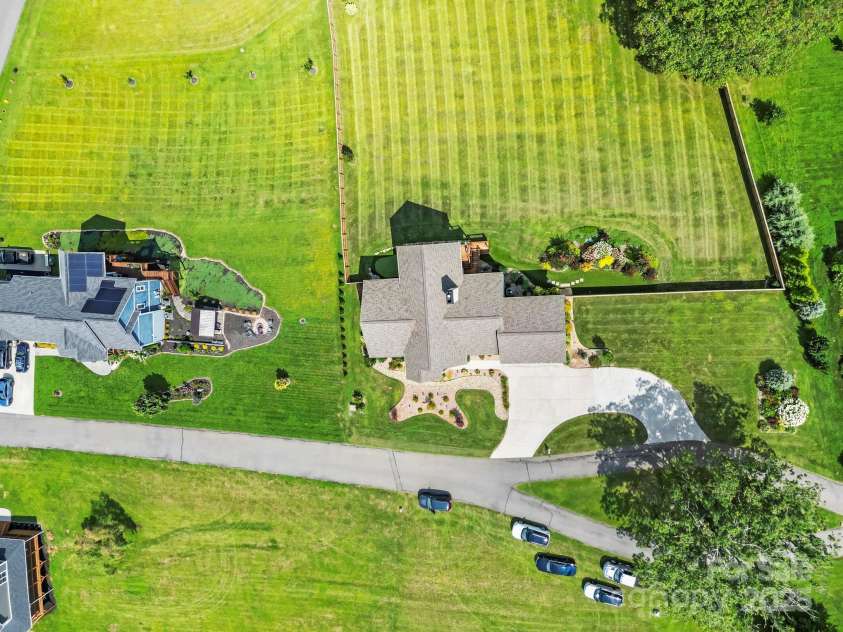 16 Enchanted Oak Lane, Alexander, NC 28701.  MLS# CAR4285091, YatesRealty ID 10833. 16 Enchanted Oak Lane