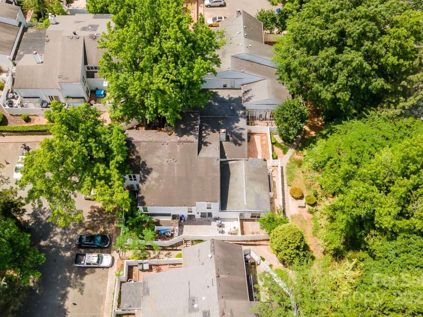 7129 Stonington Lane, Charlotte, NC 28227.  MLS# CAR4254773, YatesRealty ID 10834. 
