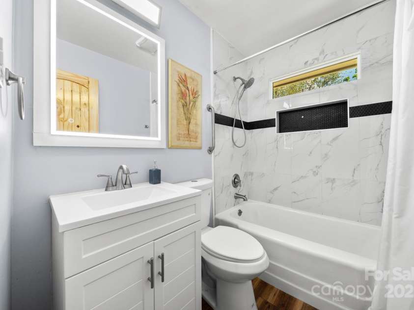 482 Gorman Bridge Road, Asheville, NC 28806.  MLS# CAR4179429, YatesRealty ID 10835. 