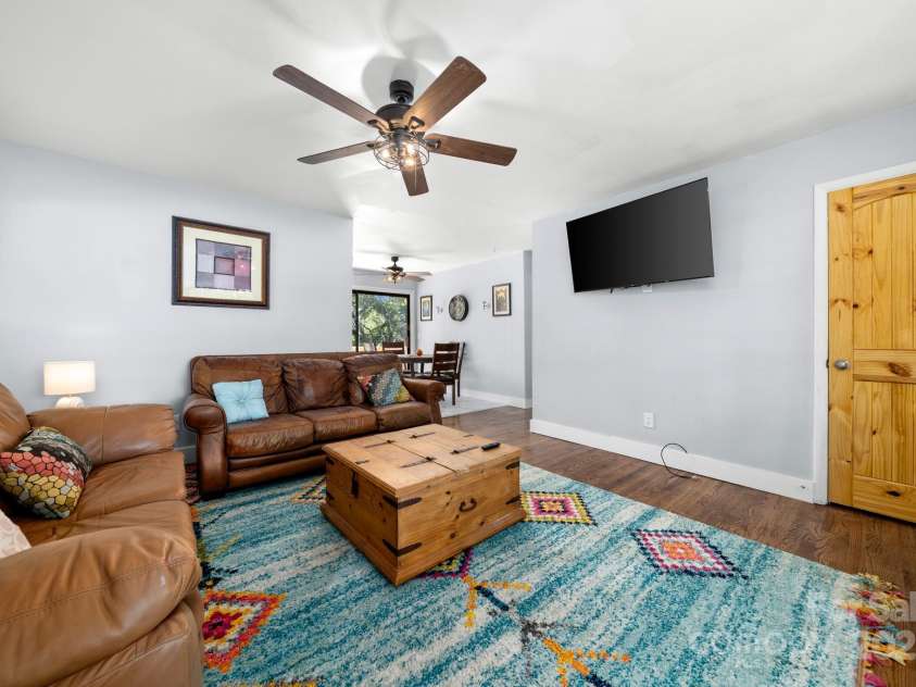 482 Gorman Bridge Road, Asheville, NC 28806.  MLS# CAR4179429, YatesRealty ID 10835. 