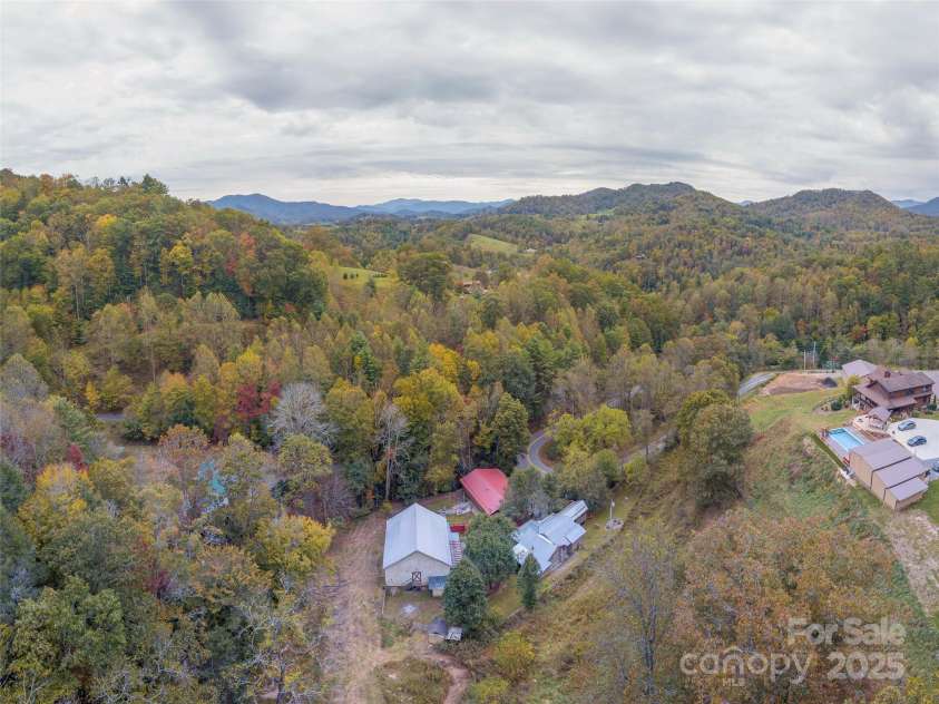 3834 Panther Creek Road, Clyde, NC 28721.  MLS# CAR4197369, YatesRealty ID 10836. 