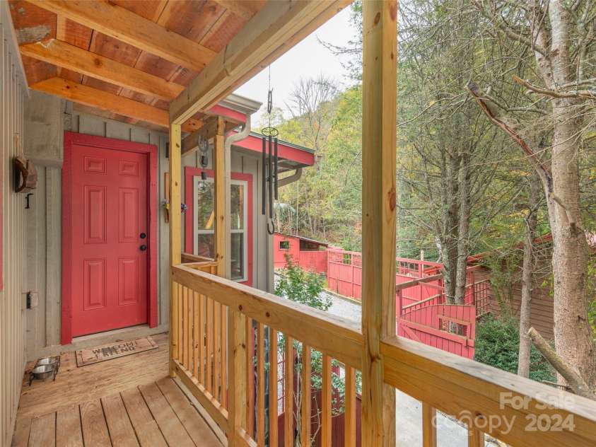 3834 & 3838 Panther Creek Road, Clyde, NC 28721.  MLS# CAR4193376, YatesRealty ID 10837. 