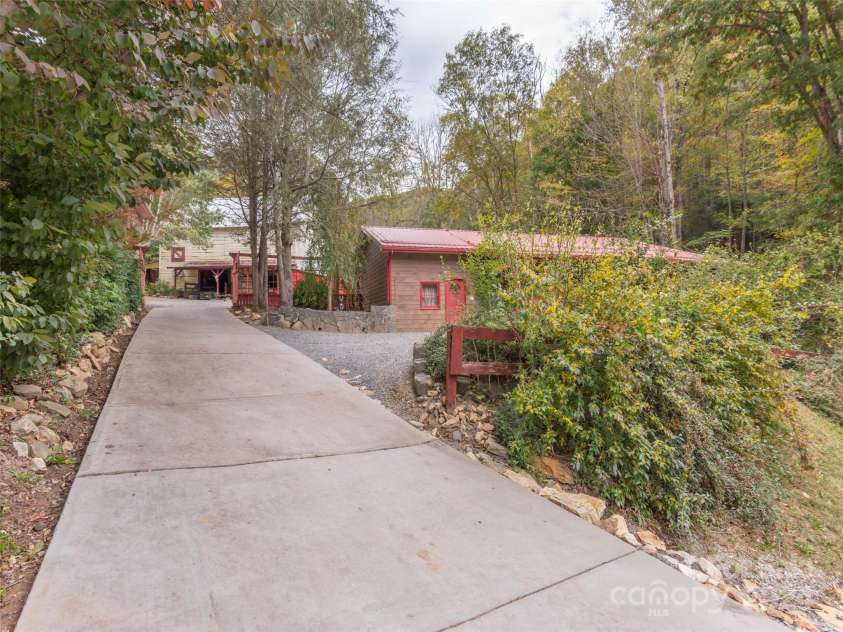 3834 & 3838 Panther Creek Road, Clyde, NC 28721.  MLS# CAR4193376, YatesRealty ID 10837. 