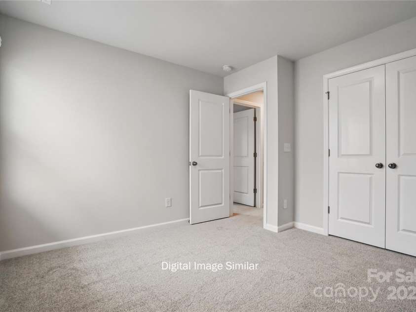 1201 Vibrant Road, Charlotte, NC 28215.  MLS# CAR4331664, YatesRealty ID 10838. 