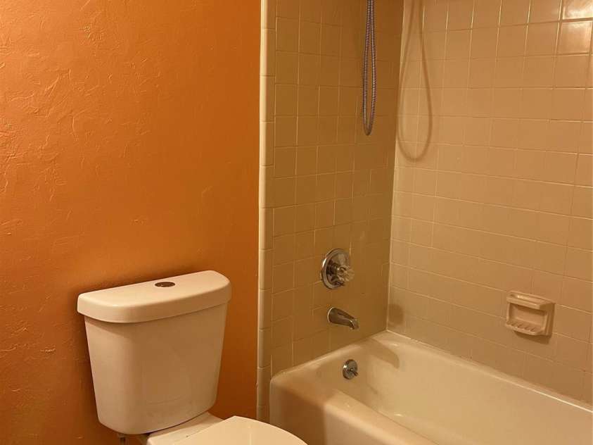 7201 Winery Lane, Charlotte, NC 28227.  MLS# CAR4174403, YatesRealty ID 1084. 