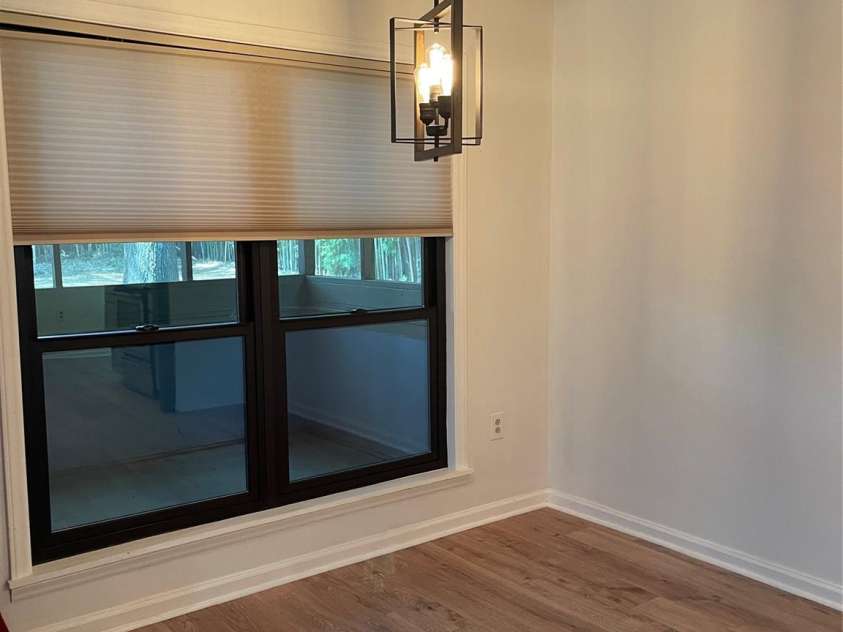 7201 Winery Lane, Charlotte, NC 28227.  MLS# CAR4174403, YatesRealty ID 1084. Dining Area