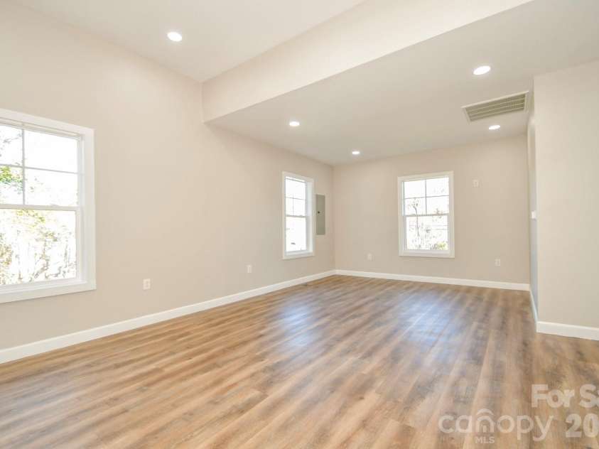 280 NC 742 Highway, Wadesboro, NC 28170.  MLS# CAR4337124, YatesRealty ID 10840. 