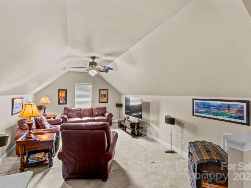 7896 Harbor Master Court, Denver, NC 28037.  MLS# CAR4251576, YatesRealty ID 10840. Bonus room has tons of space - carpet - ceiling fan with light kit.