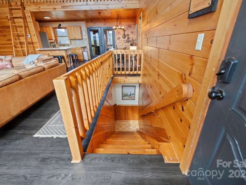 6500 Silversteen Road, Lake Toxaway, NC 28747.  MLS# CAR4238151, YatesRealty ID 10841. 