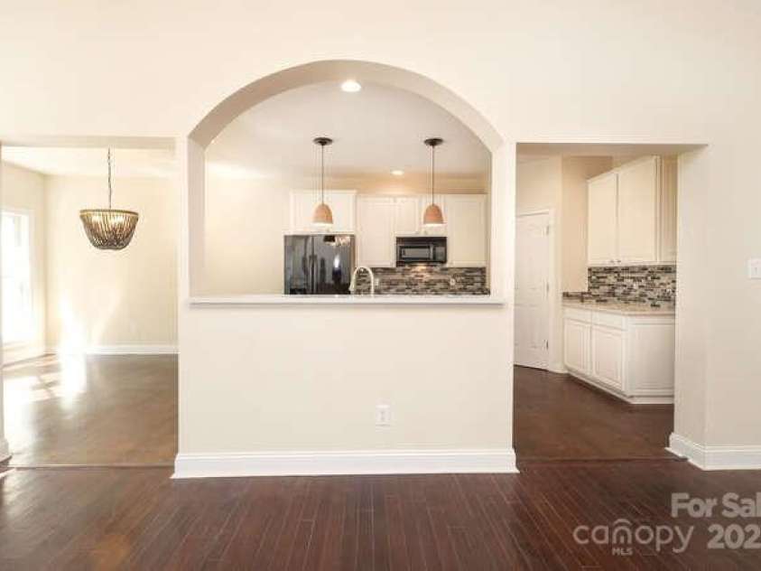 2587 Penngate Drive, Sherrills Ford, NC 28673.  MLS# CAR4301154, YatesRealty ID 10842. 
