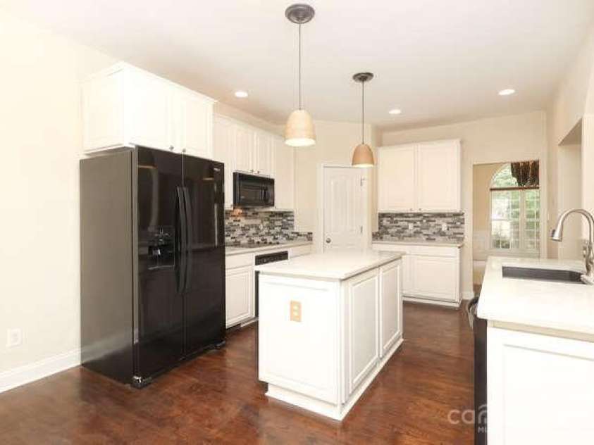 2587 Penngate Drive, Sherrills Ford, NC 28673.  MLS# CAR4301154, YatesRealty ID 10842. 