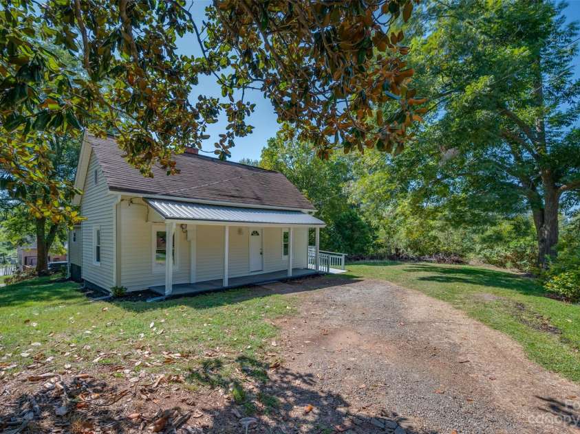 164 Old Church Street, Mooresboro, NC 28114.  MLS# CAR4074303, YatesRealty ID 10843. 