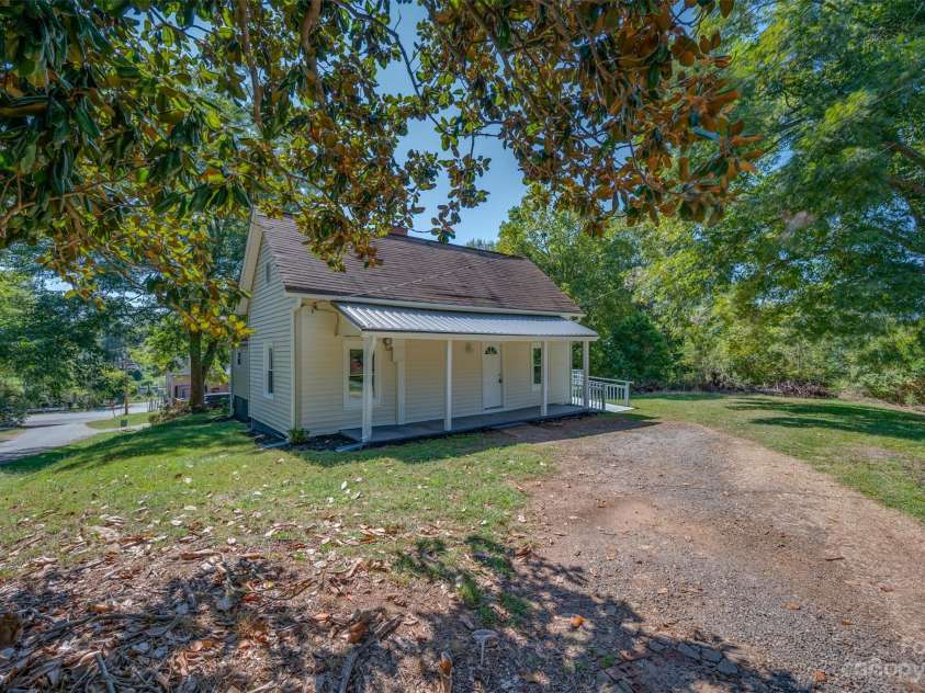 164 Old Church Street, Mooresboro, NC 28114.  MLS# CAR4074303, YatesRealty ID 10843. 