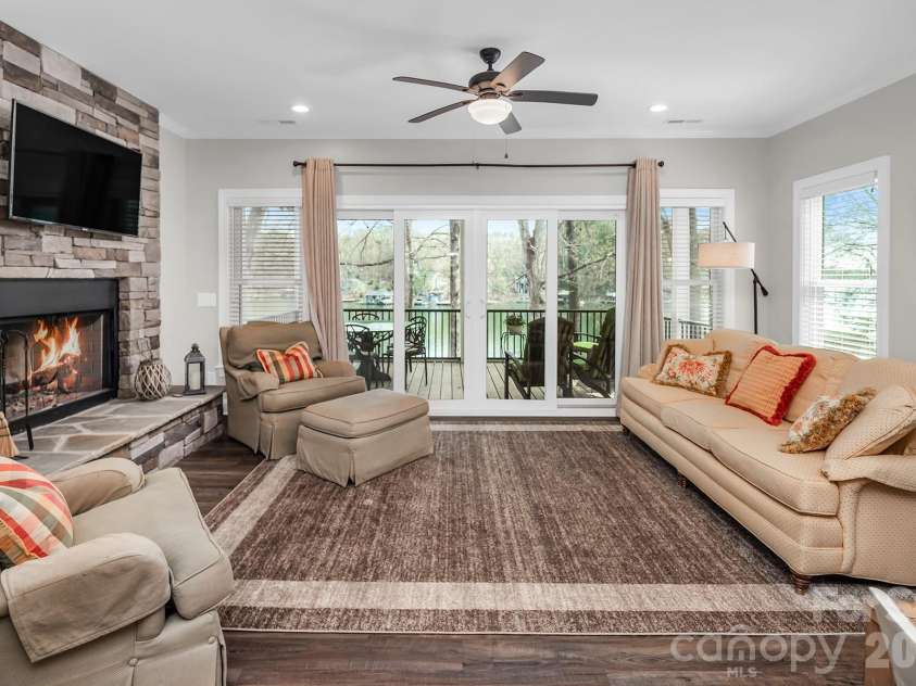 689 Emerald Shores Road, Mount Gilead, NC 27306.  MLS# CAR4361296, YatesRealty ID 10843. 