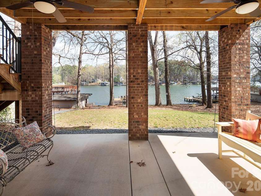 689 Emerald Shores Road, Mount Gilead, NC 27306.  MLS# CAR4361296, YatesRealty ID 10843. 