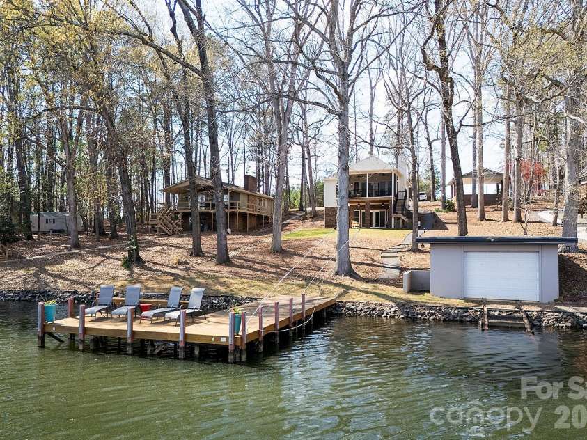689 Emerald Shores Road, Mount Gilead, NC 27306.  MLS# CAR4361296, YatesRealty ID 10843. 