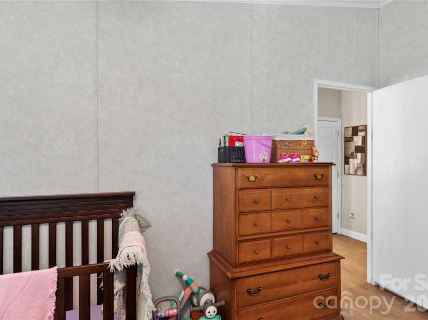 6004 Aaron Lane, Hamptonville, NC 27020.  MLS# CAR4367317, YatesRealty ID 10844. 