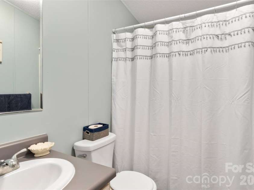 6004 Aaron Lane, Hamptonville, NC 27020.  MLS# CAR4367317, YatesRealty ID 10844. 