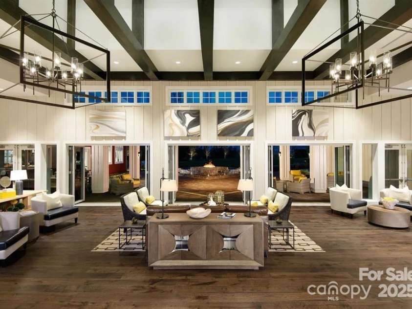 6296 Raven Rock Drive, Denver, NC 28037.  MLS# CAR4195709, YatesRealty ID 10844. Club Lobby