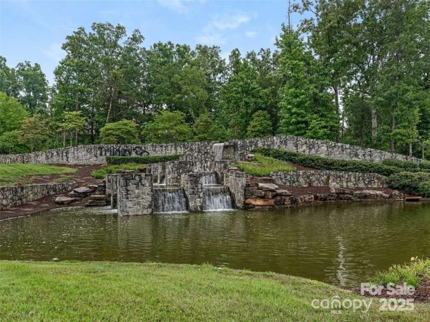 6296 Raven Rock Drive, Denver, NC 28037.  MLS# CAR4195709, YatesRealty ID 10844. Entry Sign