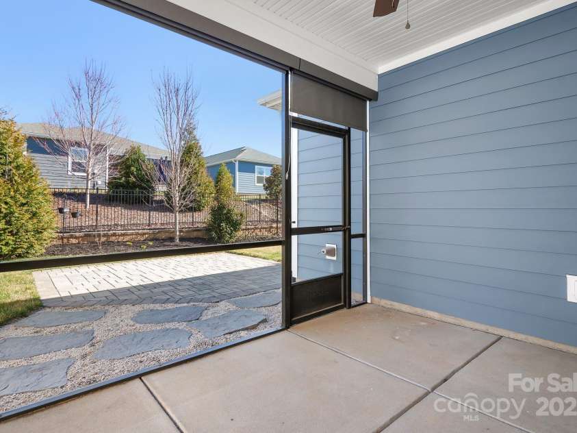 6296 Raven Rock Drive, Denver, NC 28037.  MLS# CAR4195709, YatesRealty ID 10844. Screened Porch with Pull down Shades