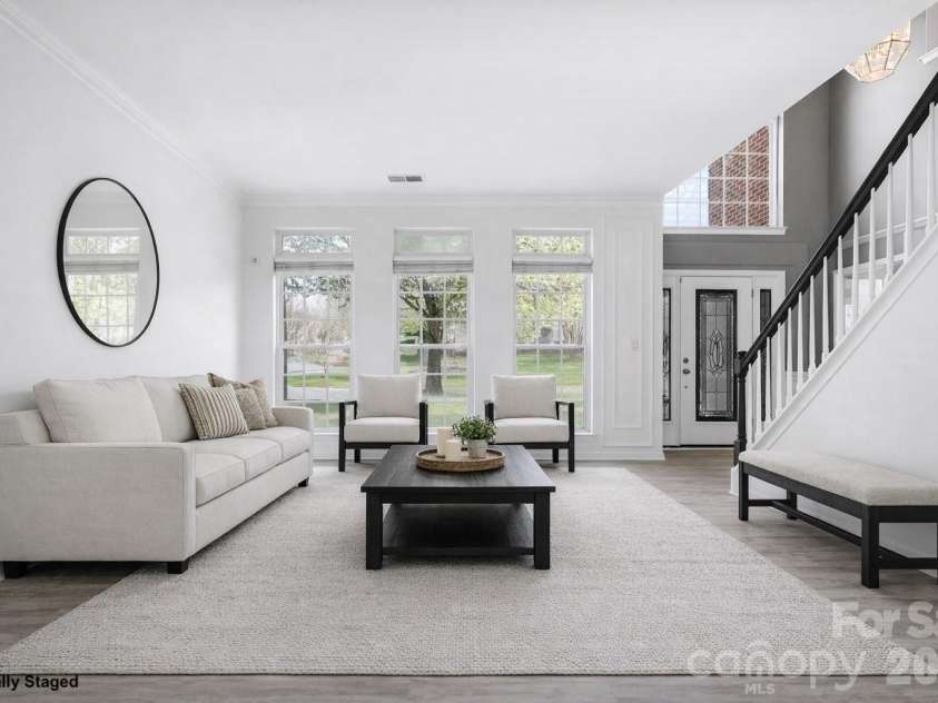 2529 Waters Vista Circle, Charlotte, NC 28213.  MLS# CAR4359725, YatesRealty ID 10845. 