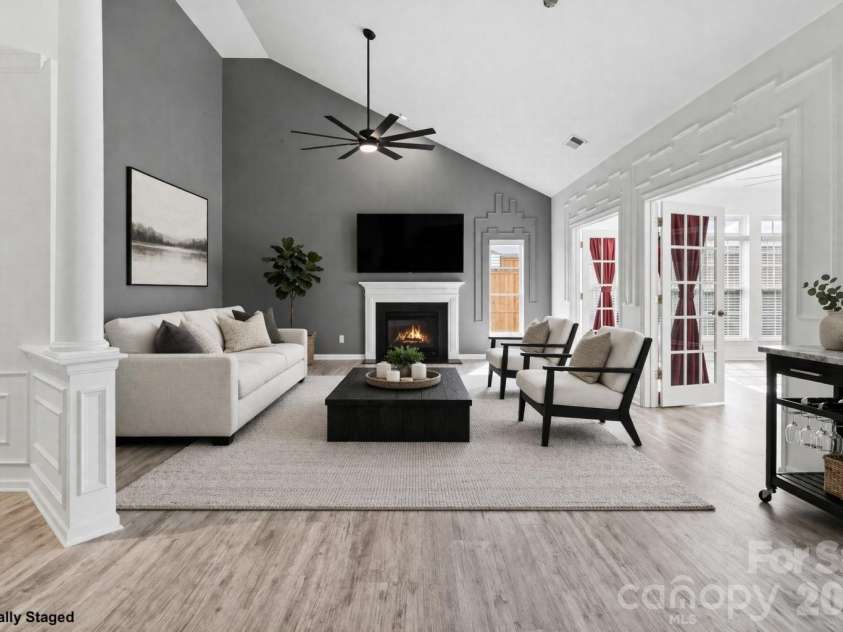 2529 Waters Vista Circle, Charlotte, NC 28213.  MLS# CAR4359725, YatesRealty ID 10845. 