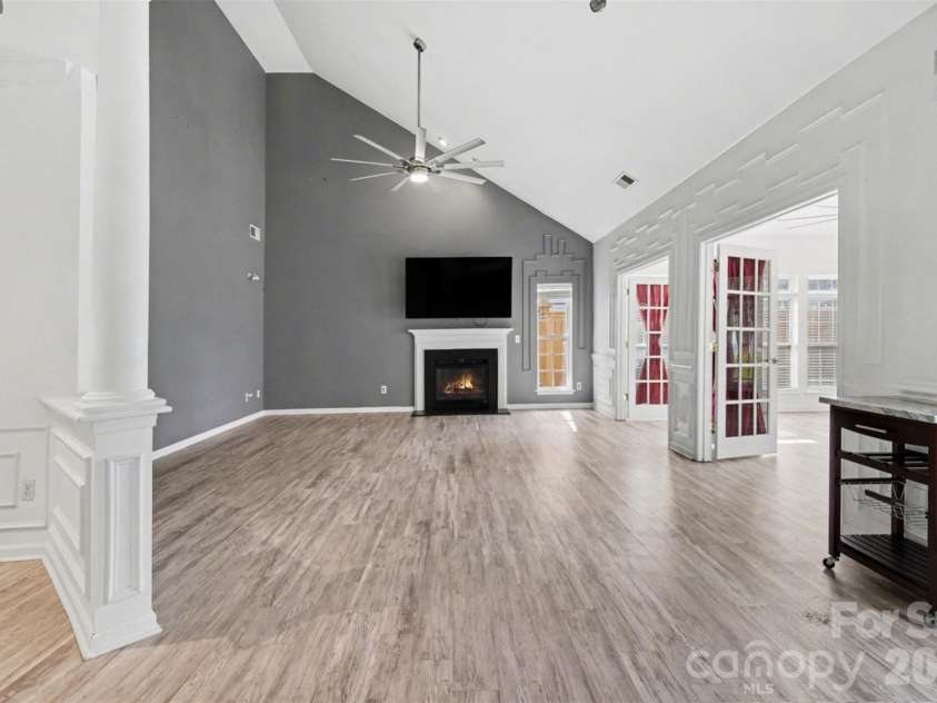 2529 Waters Vista Circle, Charlotte, NC 28213.  MLS# CAR4359725, YatesRealty ID 10845. 