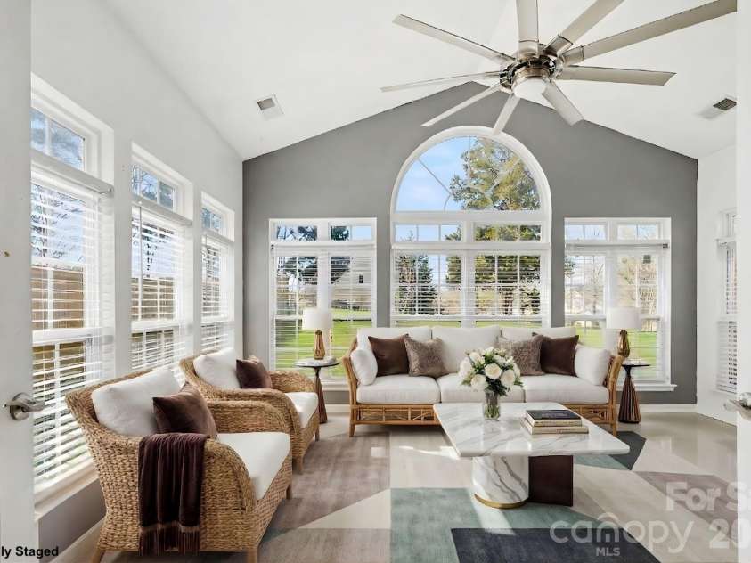 2529 Waters Vista Circle, Charlotte, NC 28213.  MLS# CAR4359725, YatesRealty ID 10845. 