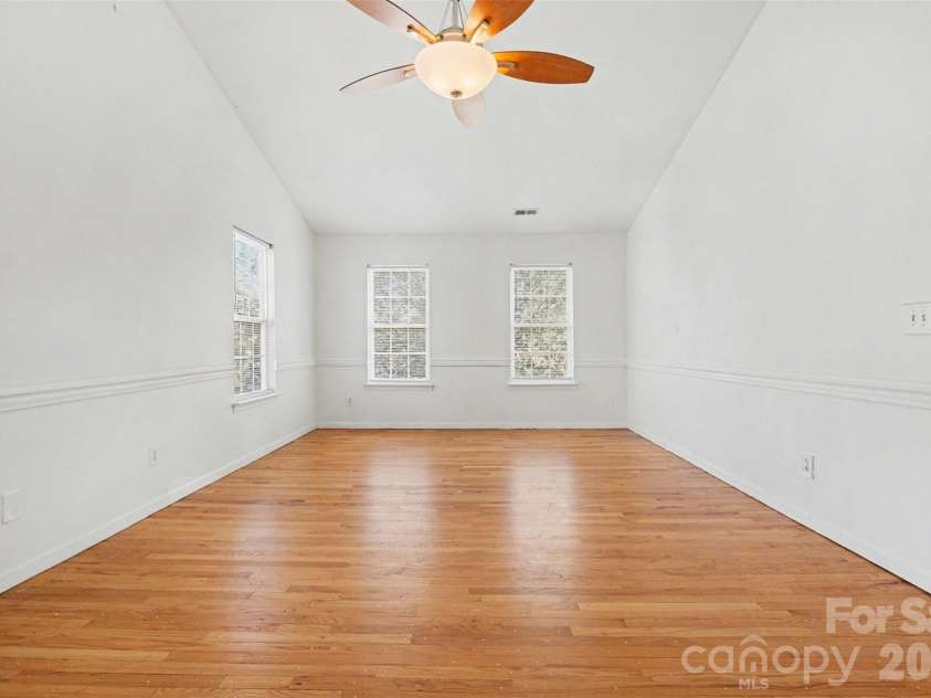 2529 Waters Vista Circle, Charlotte, NC 28213.  MLS# CAR4359725, YatesRealty ID 10845. 