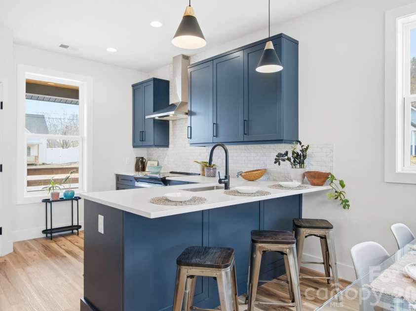 207 Ferrell Lane, Black Mountain, NC 28711.  MLS# CAR4344334, YatesRealty ID 10847. Custom Cabinets by Local Artisan