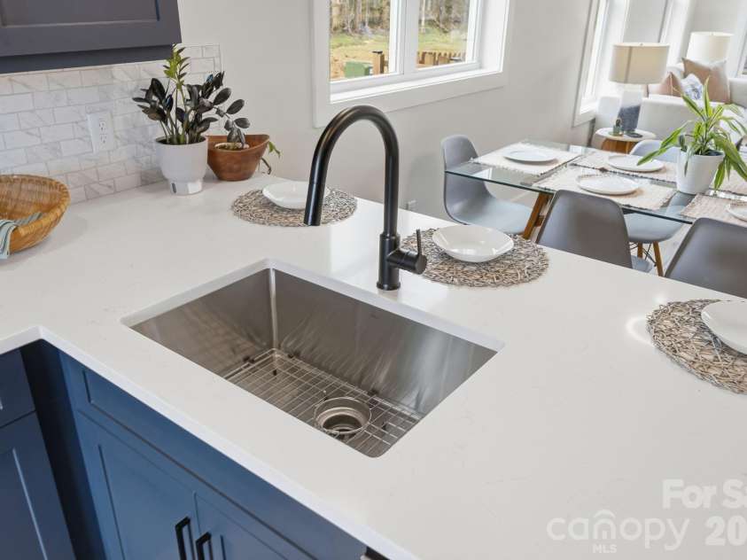 207 Ferrell Lane, Black Mountain, NC 28711.  MLS# CAR4344334, YatesRealty ID 10847. Inset Sink