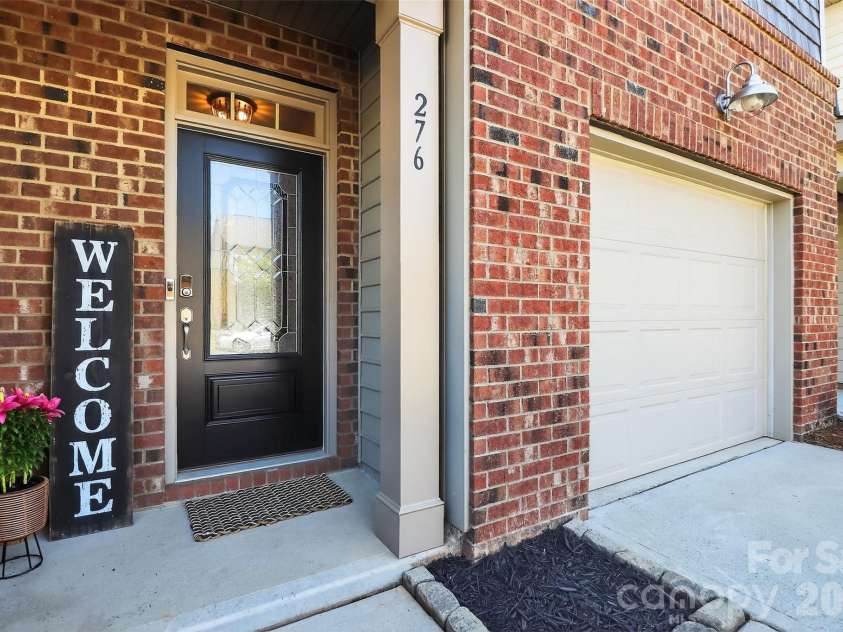 276 Ascot Run Way, Fort Mill, SC 29715.  MLS# CAR4366919, YatesRealty ID 10848. 