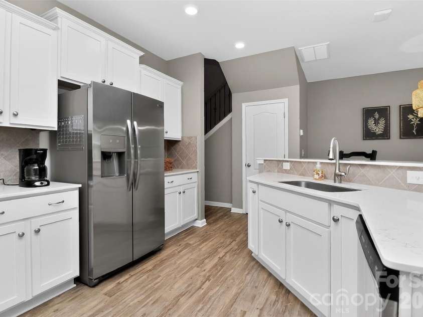276 Ascot Run Way, Fort Mill, SC 29715.  MLS# CAR4366919, YatesRealty ID 10848. 