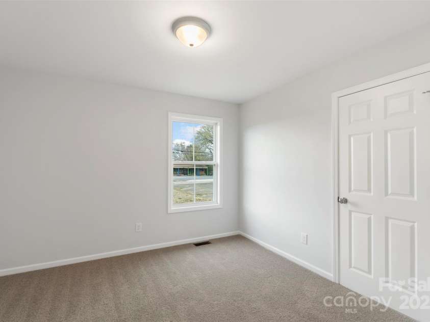 423 N Caldwell Street, Salisbury, NC 28144.  MLS# CAR4232077, YatesRealty ID 10849. 