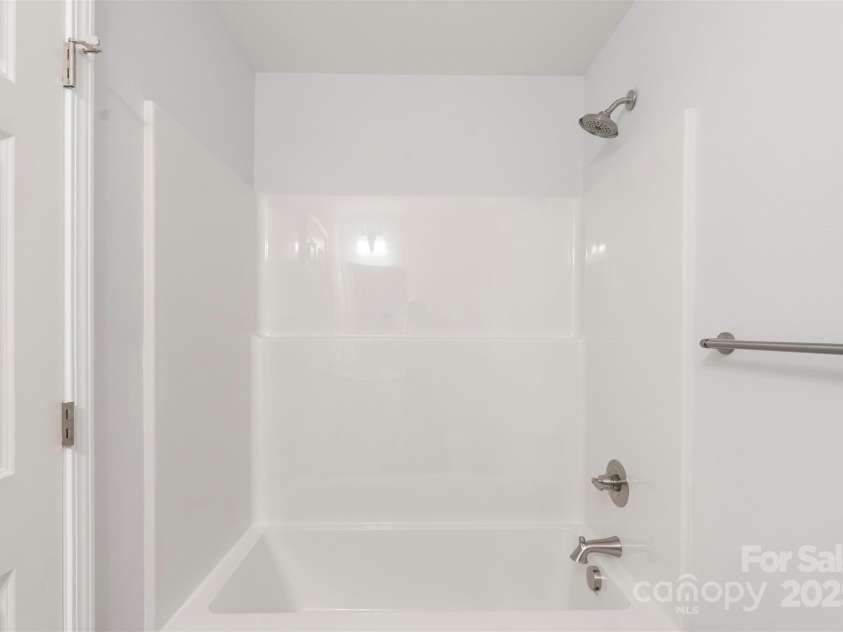 423 N Caldwell Street, Salisbury, NC 28144.  MLS# CAR4232077, YatesRealty ID 10849. 