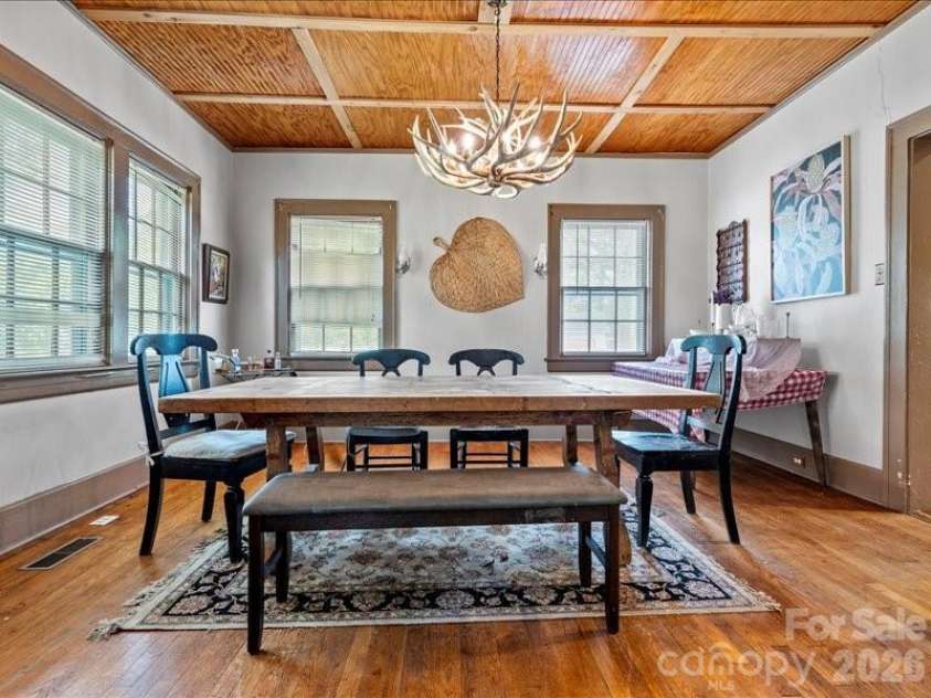 430 3rd Street, Cheraw, SC 29520.  MLS# CAR4357330, YatesRealty ID 10849. 