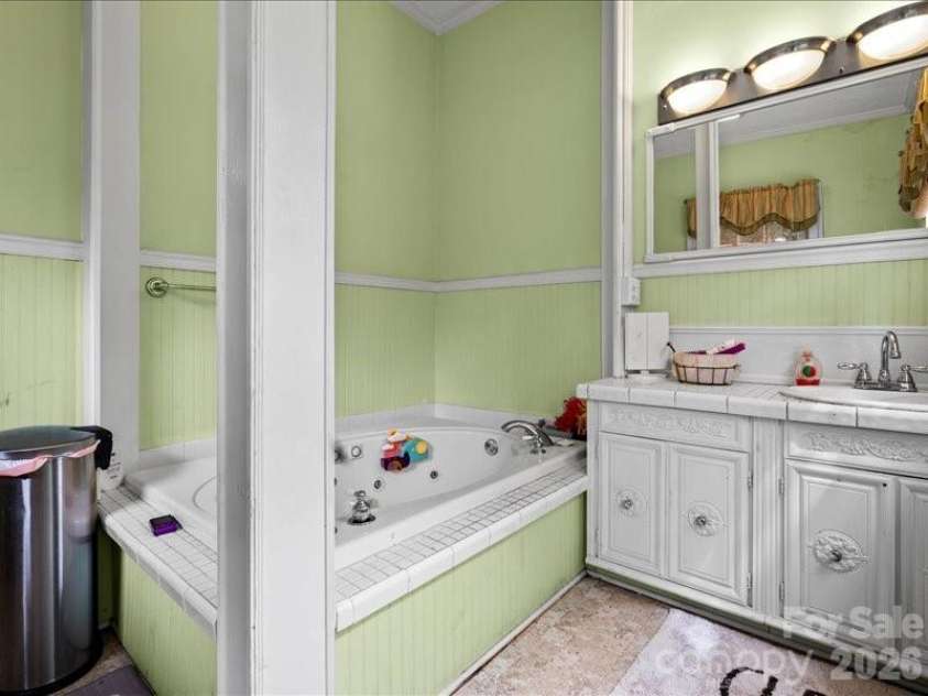430 3rd Street, Cheraw, SC 29520.  MLS# CAR4357330, YatesRealty ID 10849. 