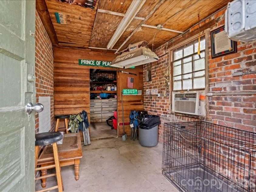 430 3rd Street, Cheraw, SC 29520.  MLS# CAR4357330, YatesRealty ID 10849. 