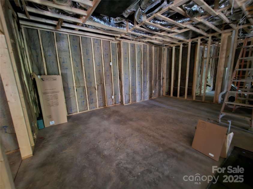 266 Potomac Falls Drive, Black Mountain, NC 28711.  MLS# CAR4293950, YatesRealty ID 1085. 