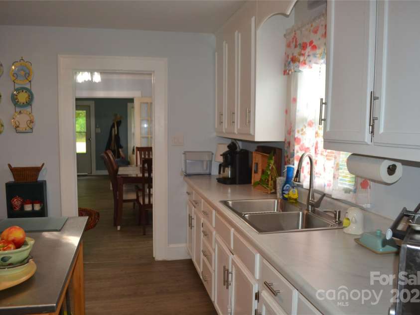 2818 Ridge Avenue, Concord, NC 28025.  MLS# CAR4294735, YatesRealty ID 1085. View of Kitchen from Mudd Room 