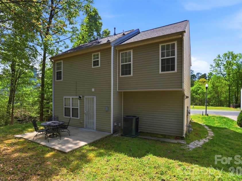 10314 Seedling Lane, Charlotte, NC 28214.  MLS# CAR4366627, YatesRealty ID 10851. 