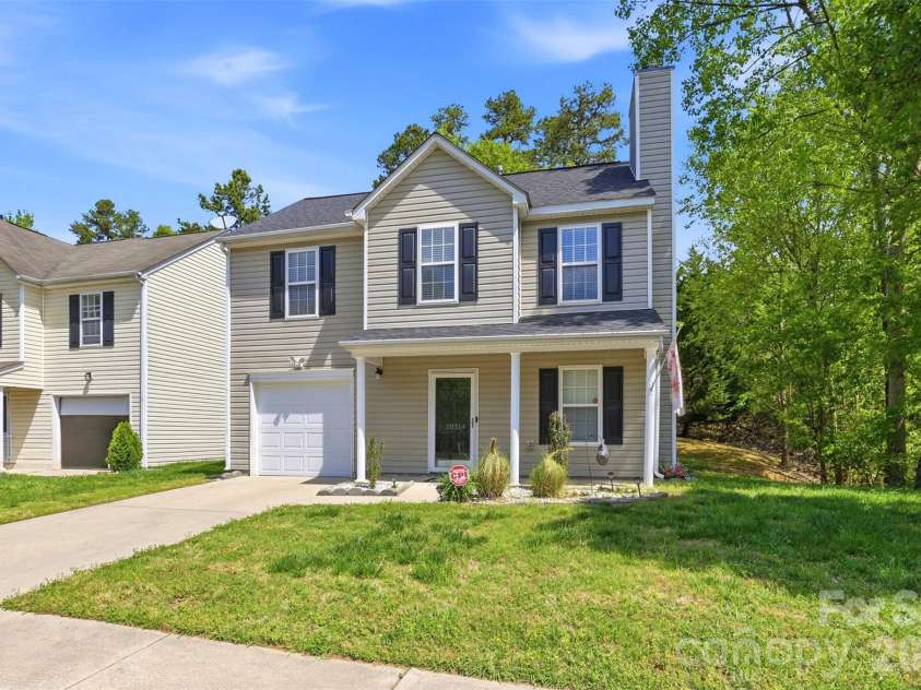 10314 Seedling Lane, Charlotte, NC 28214.  MLS# CAR4366627, YatesRealty ID 10851. 