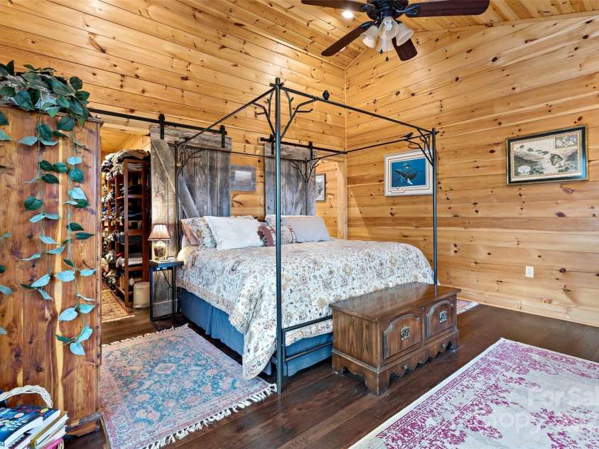 62 Bear Cliff Drive, Nebo, NC 28761.  MLS# CAR4211845, YatesRealty ID 10853. 