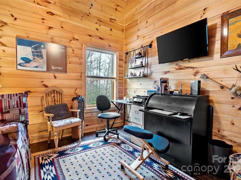 62 Bear Cliff Drive, Nebo, NC 28761.  MLS# CAR4211845, YatesRealty ID 10853. 