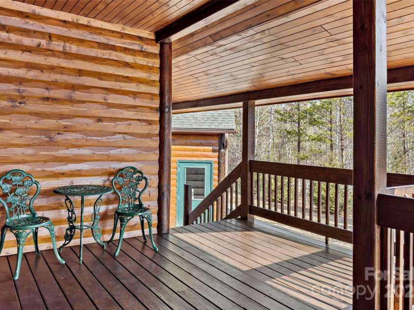 62 Bear Cliff Drive, Nebo, NC 28761.  MLS# CAR4211845, YatesRealty ID 10853. 