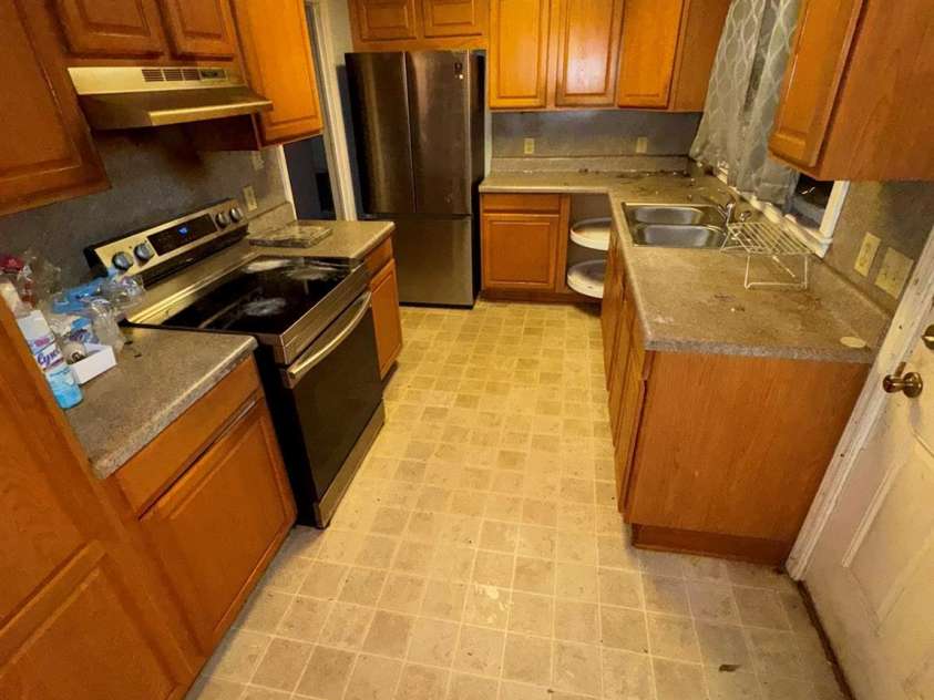 518 Glenn Street, Chester, SC 29706.  MLS# CAR4219425, YatesRealty ID 10854. 