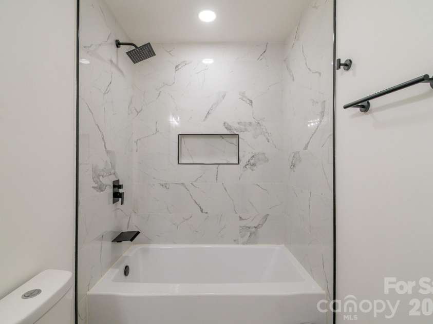 908 Woodside Drive, Kings Mountain, NC 28086.  MLS# CAR4358750, YatesRealty ID 10856. 